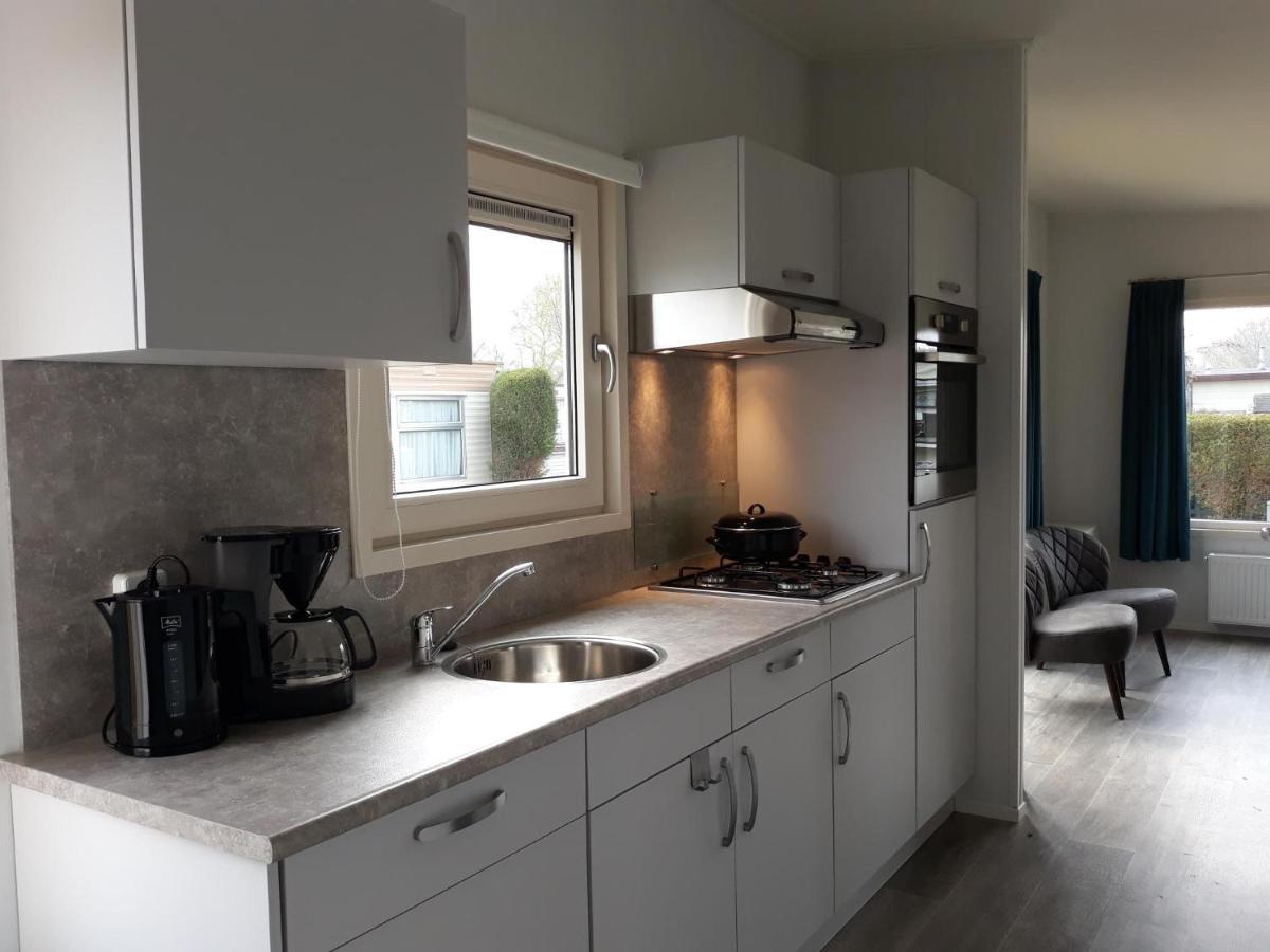 Camping De Duinhoeve Chalet Schelp Not For Companies Nieuw-Haamstede Eksteriør bilde